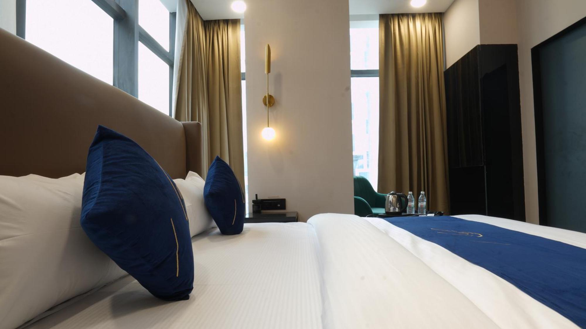 Aquila Grand Suites - Noida Sector 136 Exterior photo